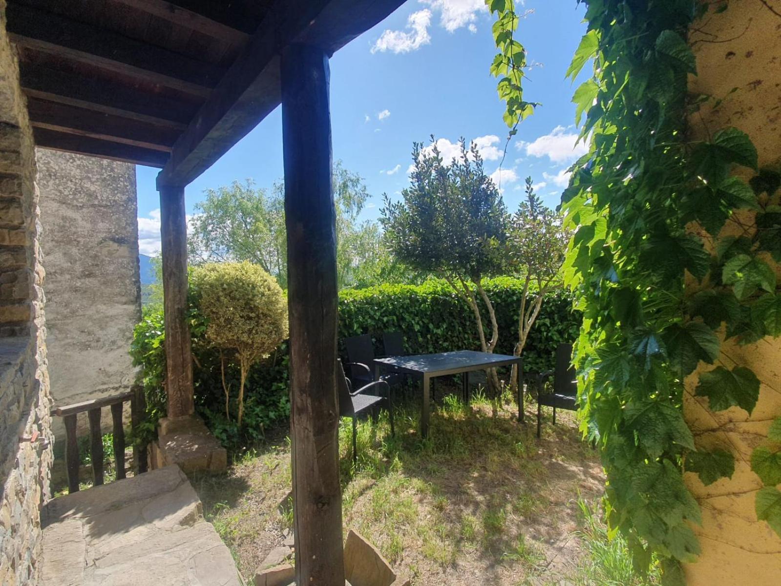 Alojamiento La Atalaya De Araguas Araguás del Solano Екстериор снимка